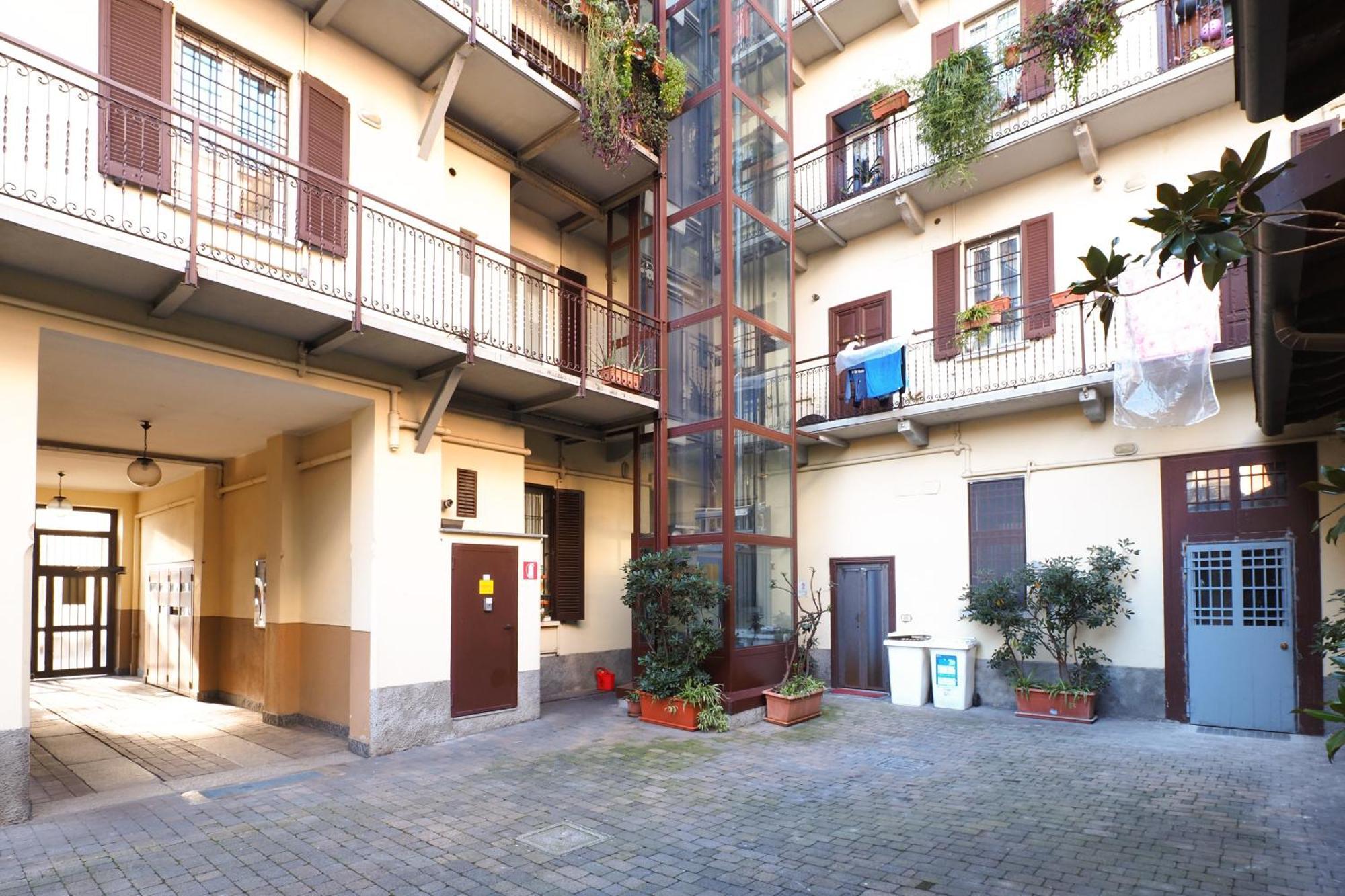 Primopiano - Russo Apartment Milan Luaran gambar