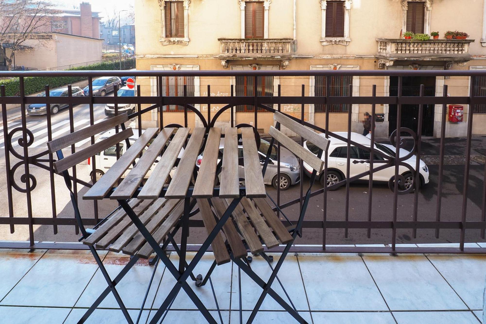 Primopiano - Russo Apartment Milan Luaran gambar
